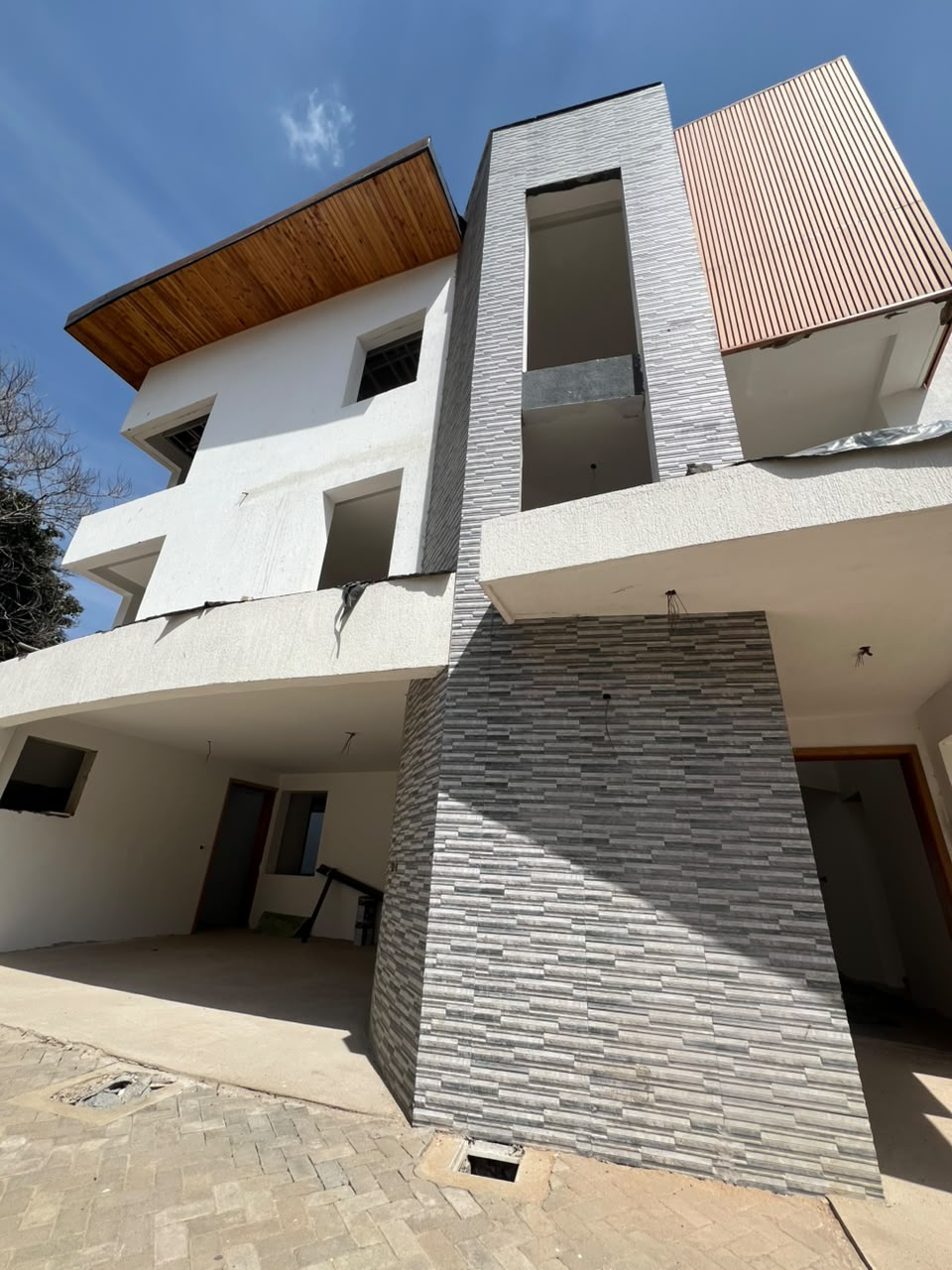5Bedroom villa for rent in lavington